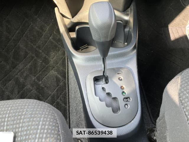 Toyota VITZ 2017-03 7818910-17