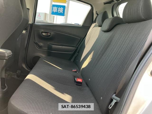 Toyota VITZ 2017-03 7818910-6