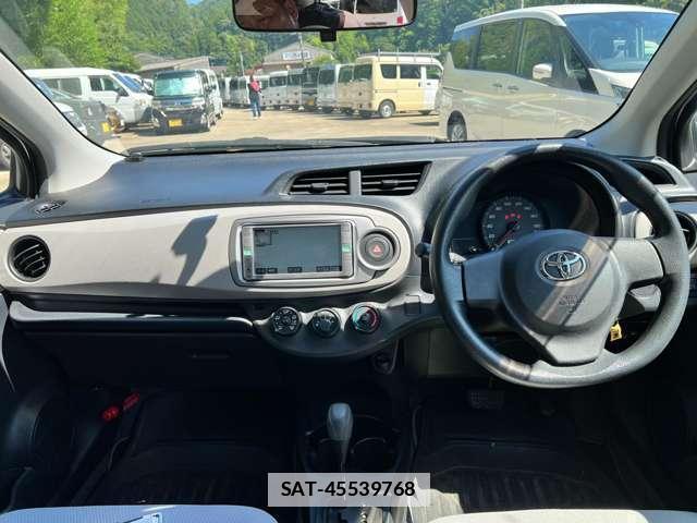 Toyota VITZ 2011-10 7819662-2
