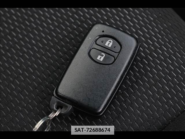 Toyota VITZ 2019-09 7820462-19