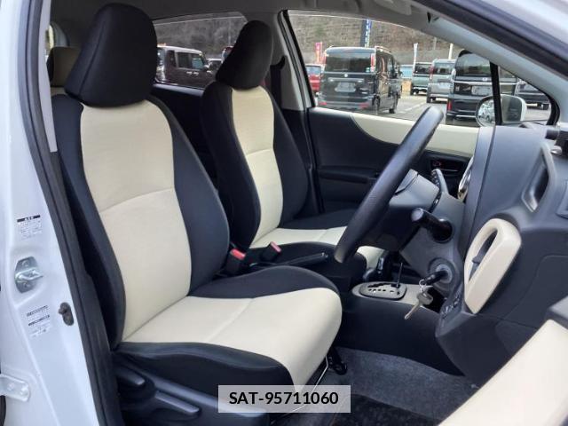 Toyota VITZ 2013-03 7820963-3