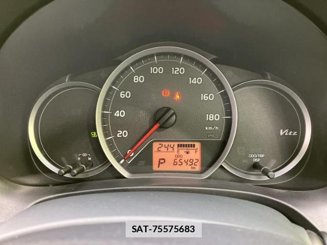 Toyota VITZ 2013-01 7821240-12