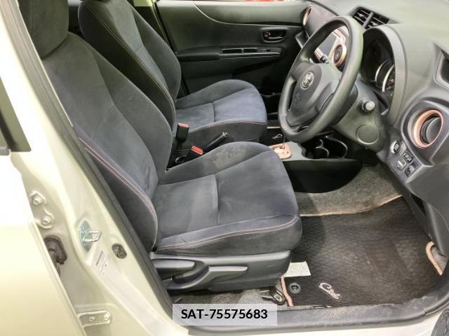 Toyota VITZ 2013-01 7821240-3