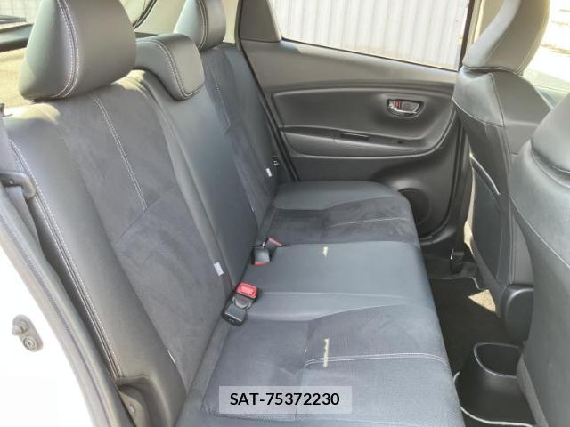 Toyota VITZ 2018-06 7821498-4