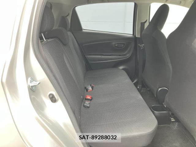 Toyota VITZ 2017-06 7821967-6