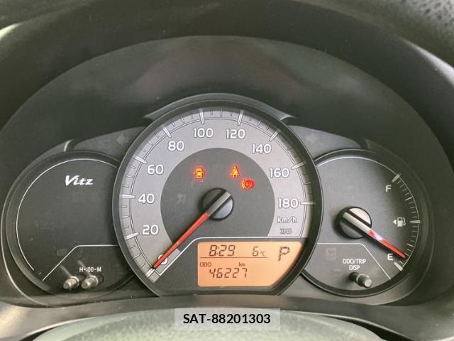 Toyota VITZ 2016-04 7822776-14