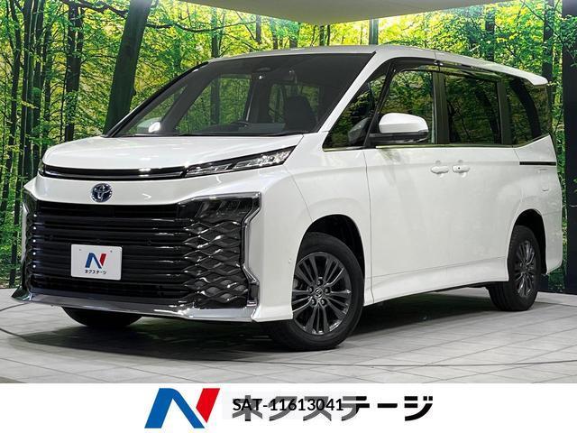 Toyota VOXY 2023-10 7811745-0
