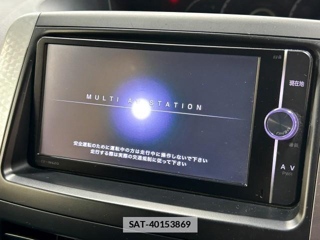 Toyota VOXY 2013-11 7812087-7
