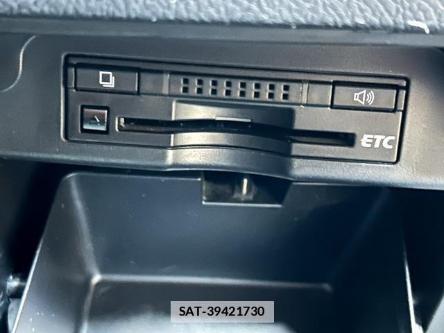 Toyota VOXY 2013-11 7812094-10