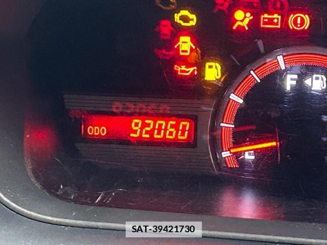 Toyota VOXY 2013-11 7812094-12