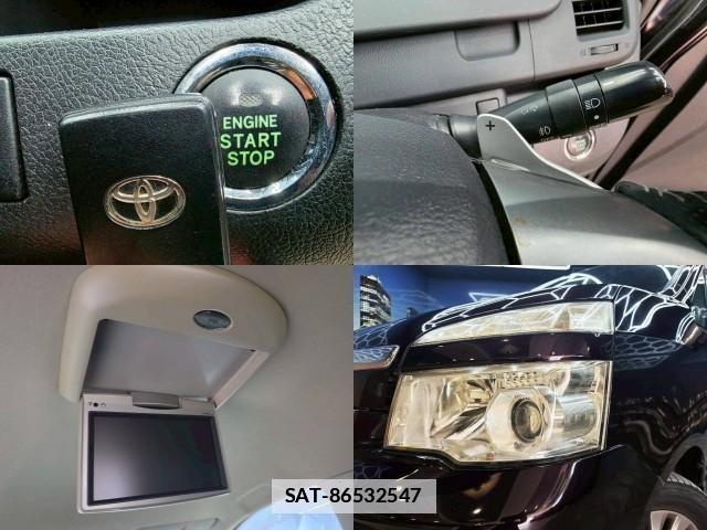 Toyota VOXY 2011-12 7812216-5