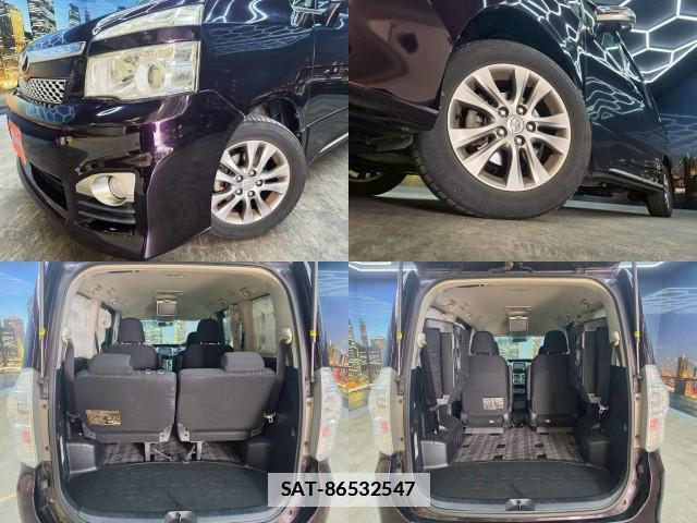 Toyota VOXY 2011-12 7812216-6
