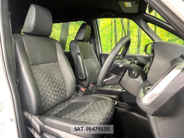 Toyota VOXY 2025-10 7812431-8