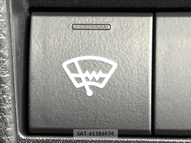 Toyota VOXY 2025-10 7812432-6