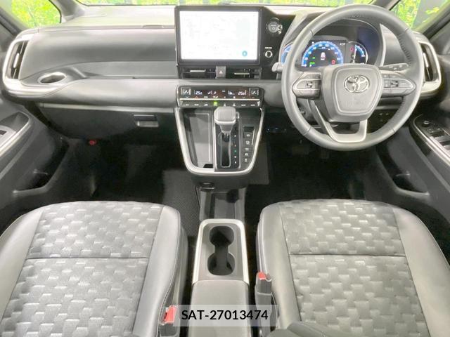 Toyota VOXY 2025-10 7812435-1