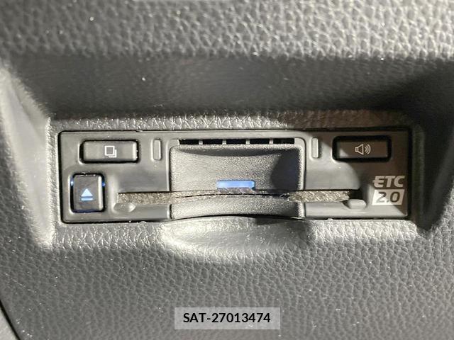 Toyota VOXY 2025-10 7812435-7