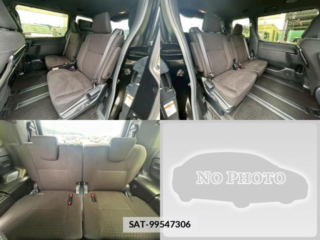 Toyota VOXY 2017-07 7812643-6