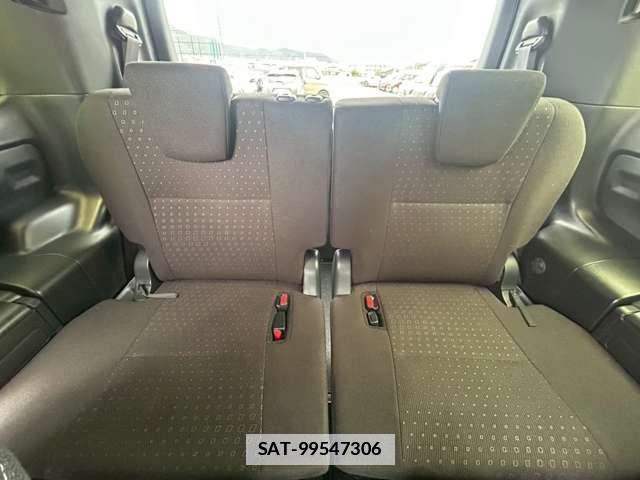 Toyota VOXY 2017-07 7812643-7