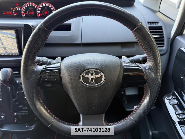 Toyota VOXY 2011-08 7812813-13
