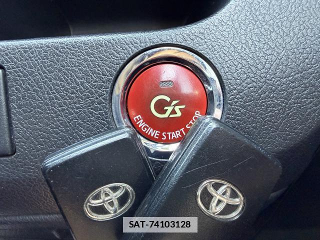 Toyota VOXY 2011-08 7812813-14