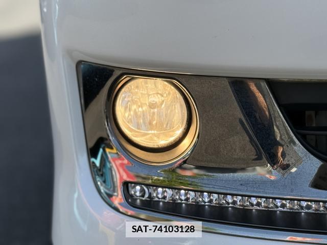 Toyota VOXY 2011-08 7812813-18