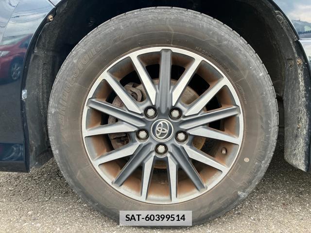Toyota VOXY 2014-07 7812878-13