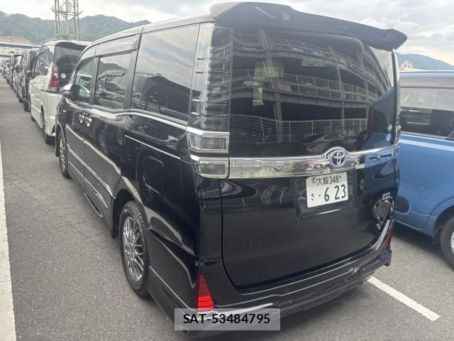 Toyota VOXY 2019-08 7813433-3