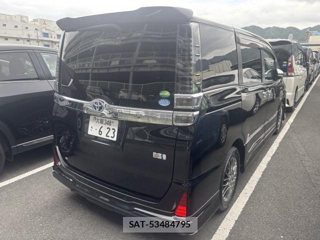 Toyota VOXY 2019-08 7813433-4