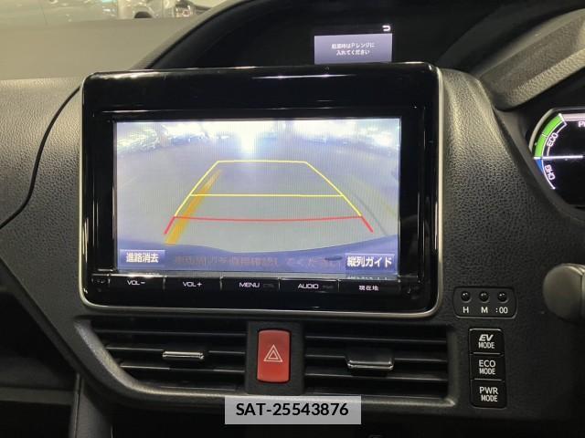 Toyota VOXY 2015-08 7813465-14