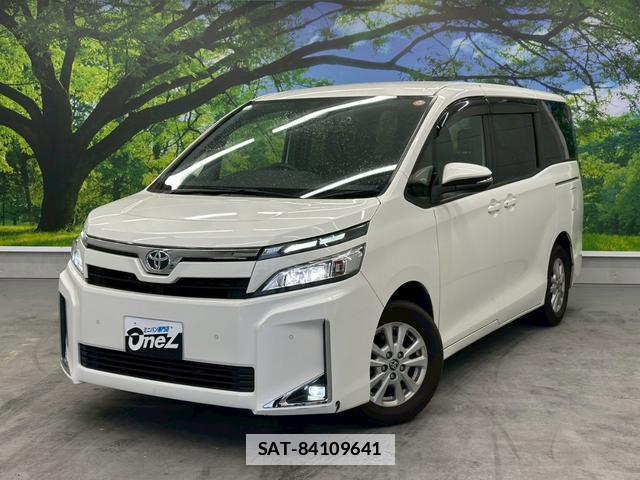 Toyota VOXY 2019-12 7813775-3