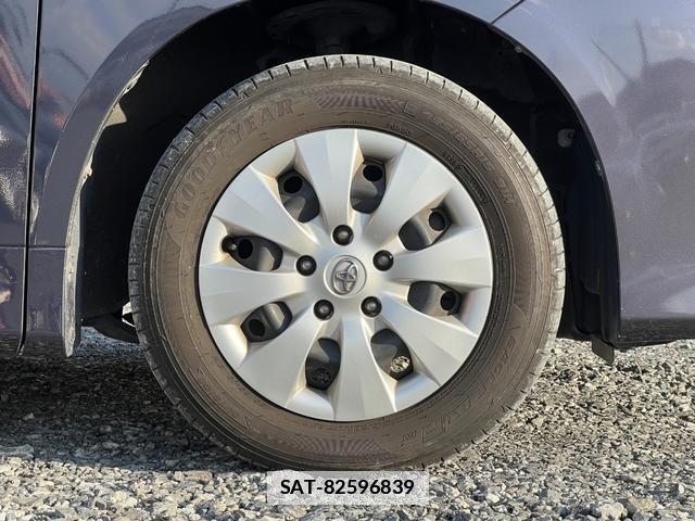 Toyota VOXY 2011-02 7813796-5