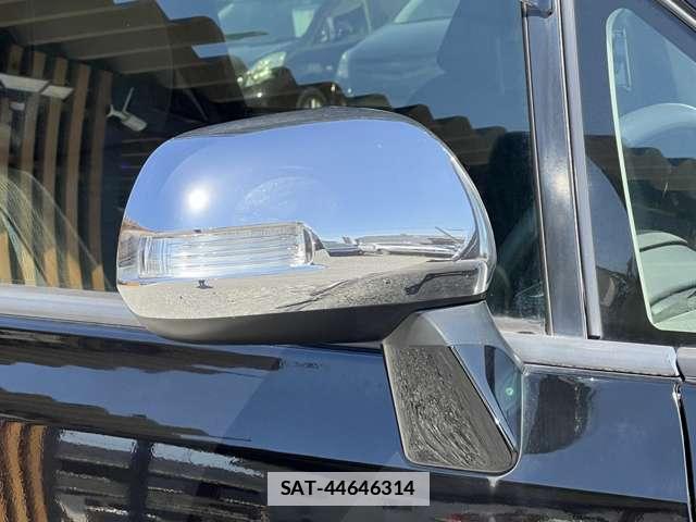Toyota VOXY 2010-01 7813828-10