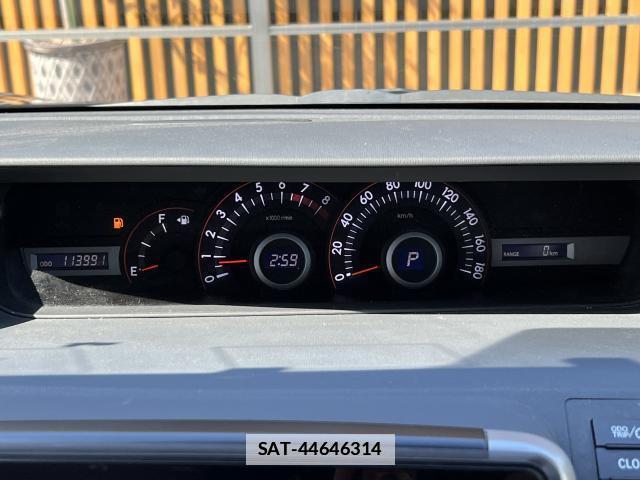 Toyota VOXY 2010-01 7813828-8