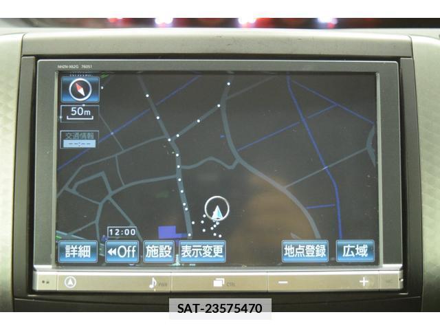 Toyota VOXY 2013-11 7814561-11