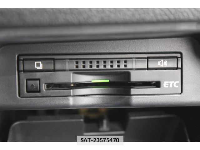 Toyota VOXY 2013-11 7814561-14