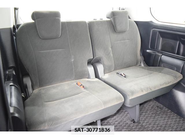 Toyota VOXY 2010-09 7814567-19