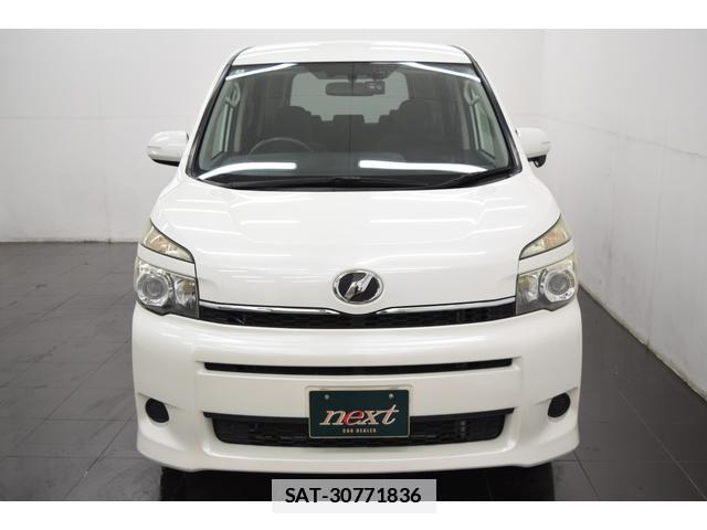 Toyota VOXY 2010-09 7814567-6