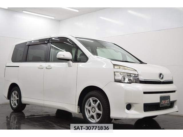 Toyota VOXY 2010-09 7814567-7