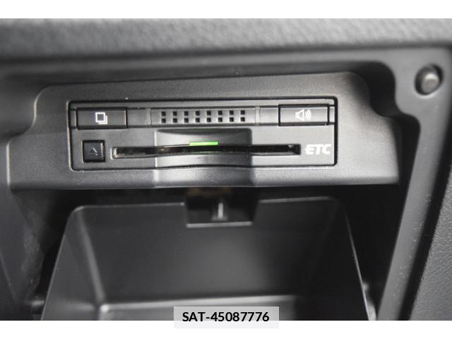 Toyota VOXY 2013-01 7814571-14