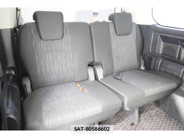Toyota VOXY 2011-11 7814572-18
