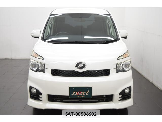 Toyota VOXY 2011-11 7814572-6