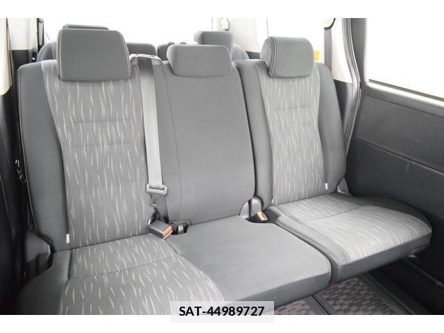 Toyota VOXY 2011-10 7814580-18
