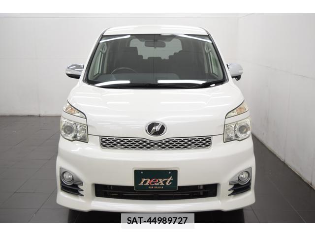 Toyota VOXY 2011-10 7814580-6
