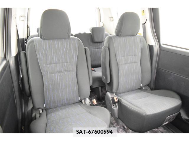 Toyota VOXY 2010-11 7814581-19