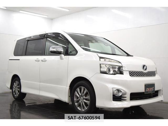 Toyota VOXY 2010-11 7814581-7