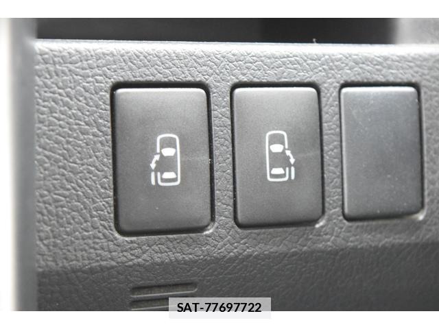Toyota VOXY 2013-06 7814587-13