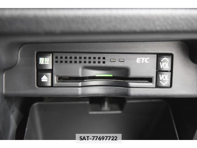 Toyota VOXY 2013-06 7814587-14