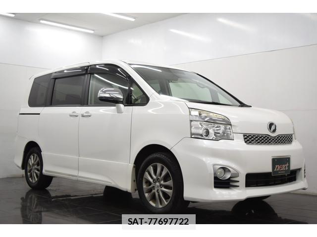 Toyota VOXY 2013-06 7814587-7