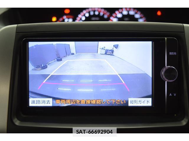 Toyota VOXY 2013-03 7814592-12