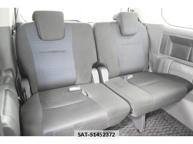 Toyota VOXY 2008-09 7814593-19